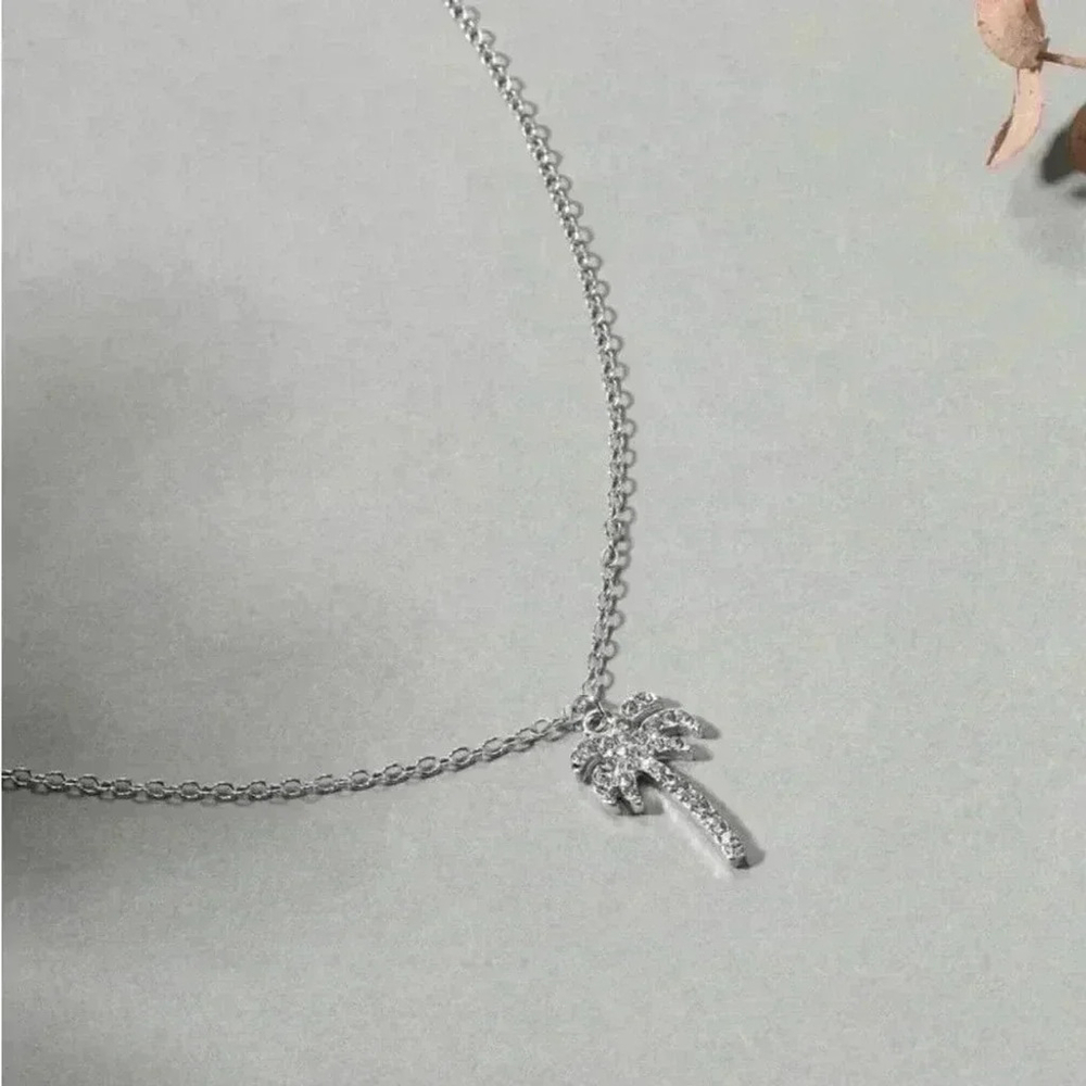 ⚠️Clearance Palm Tree Charm Necklace Silver - Picture 4 of 5